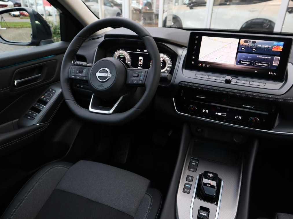 Nissan Nissan