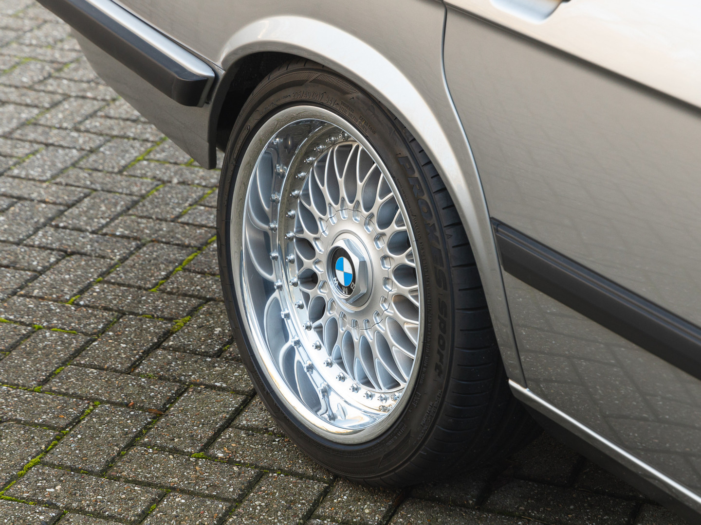 BMW BMW