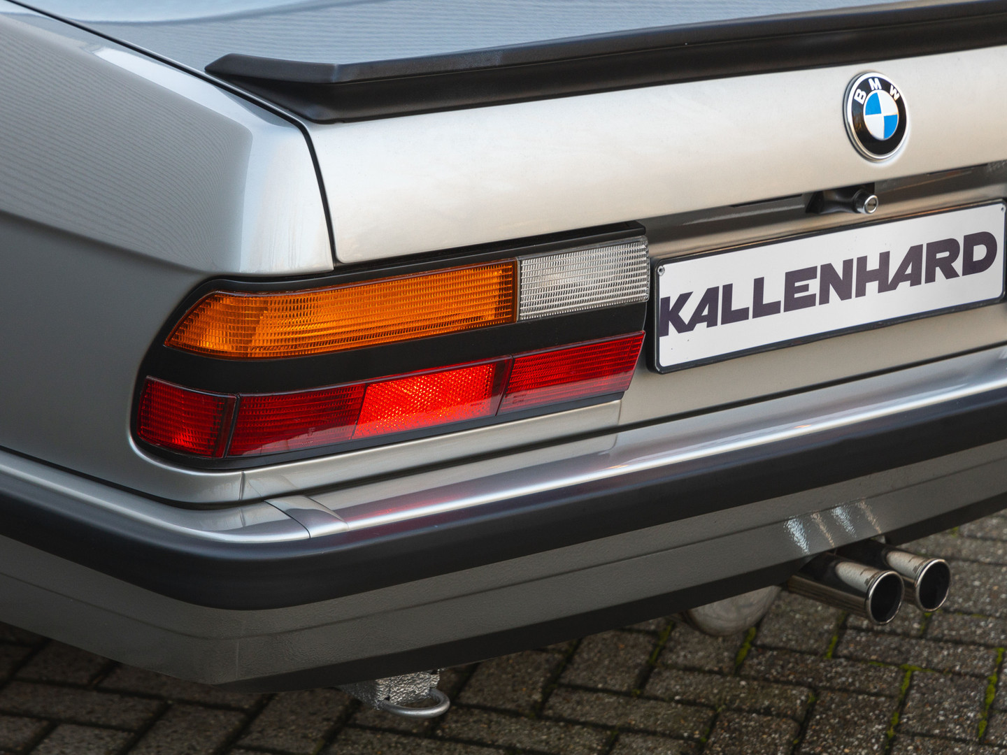 BMW BMW