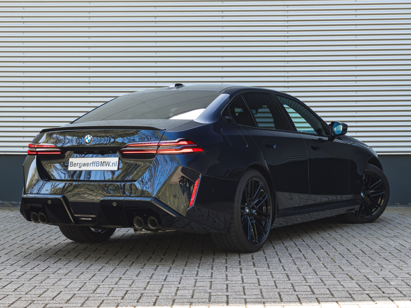 BMW BMW