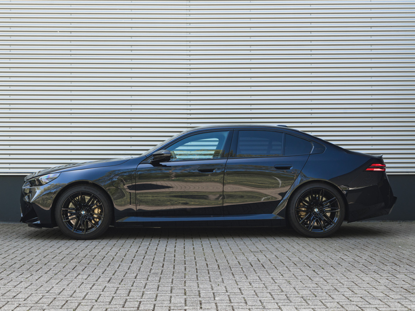 BMW BMW
