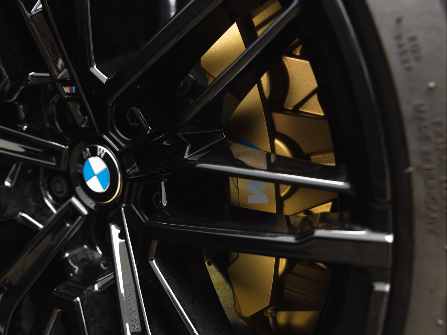 BMW BMW