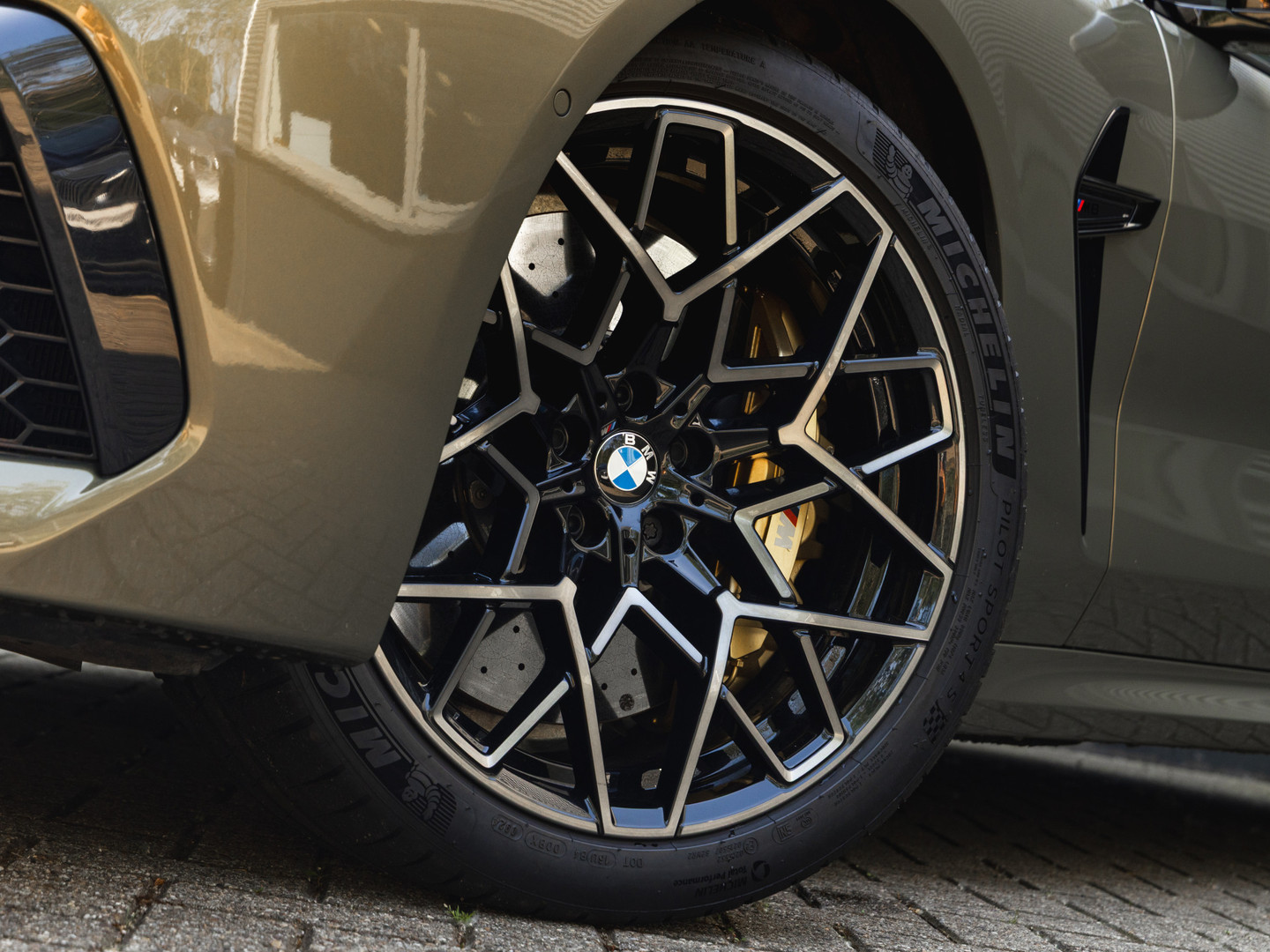 BMW BMW