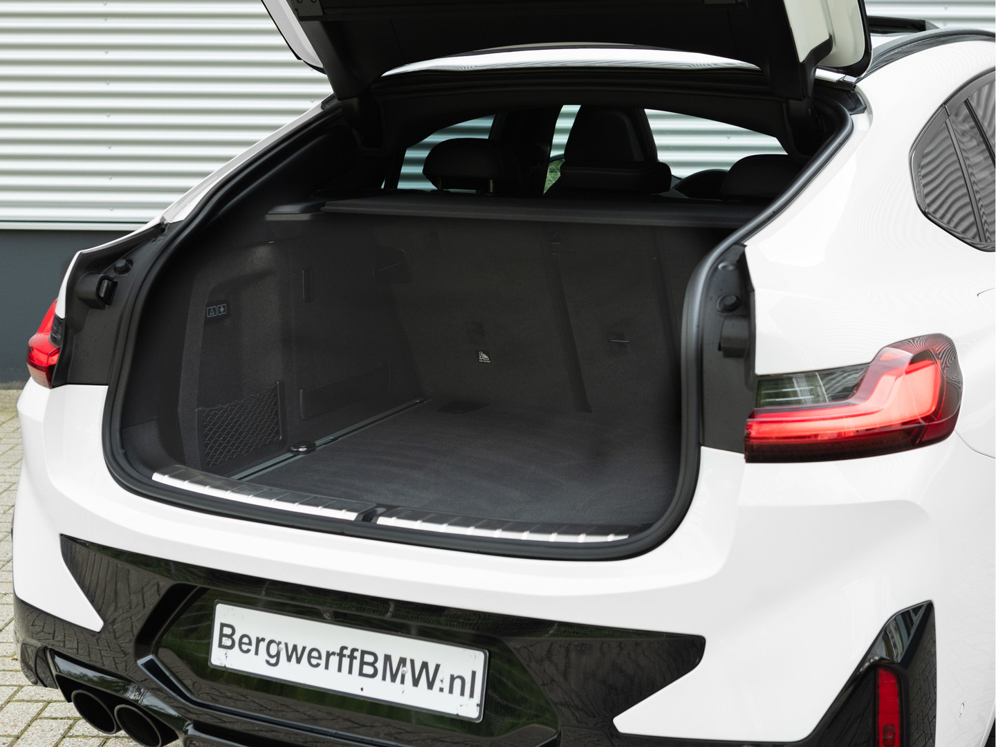 BMW BMW