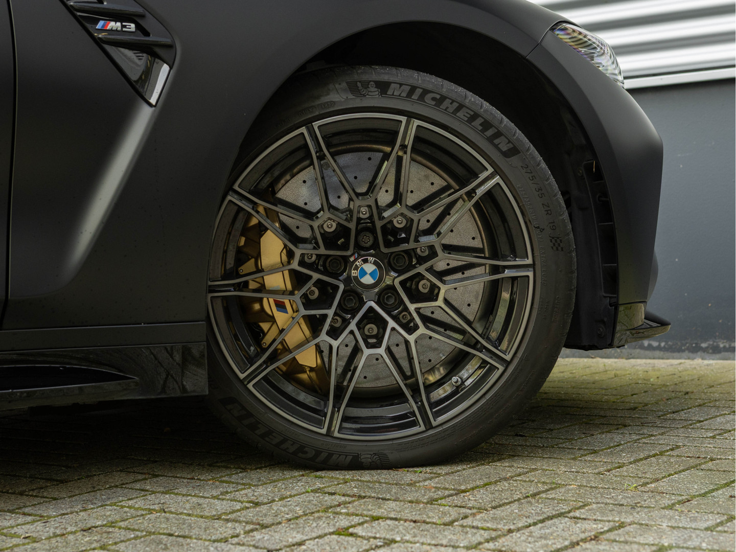 BMW BMW