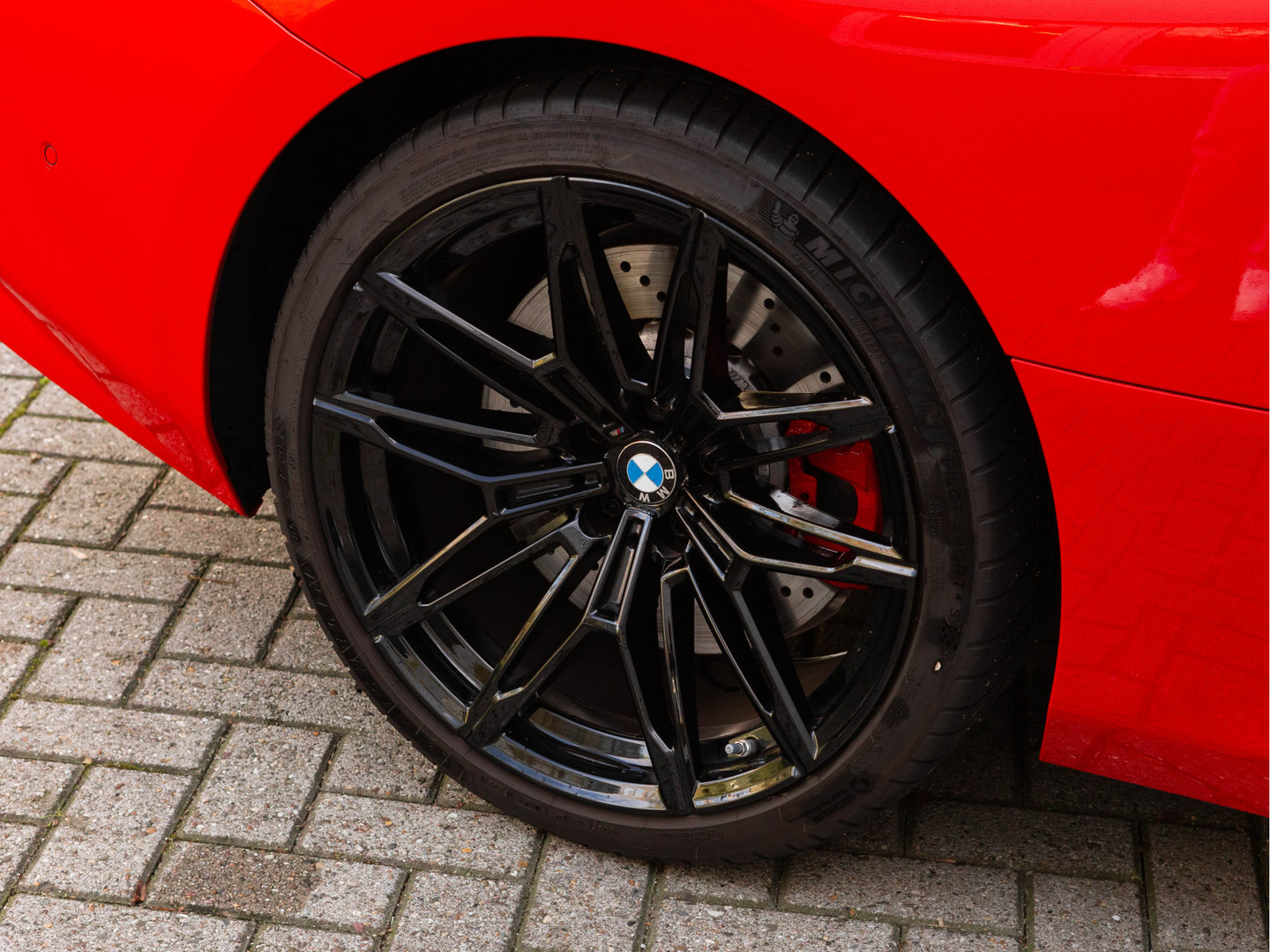BMW BMW