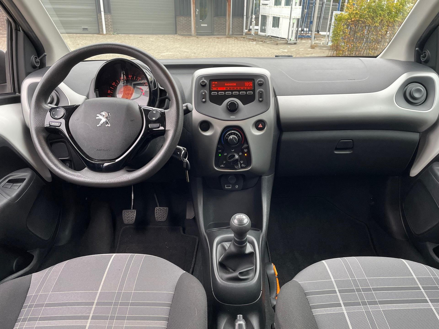 Peugeot Peugeot
