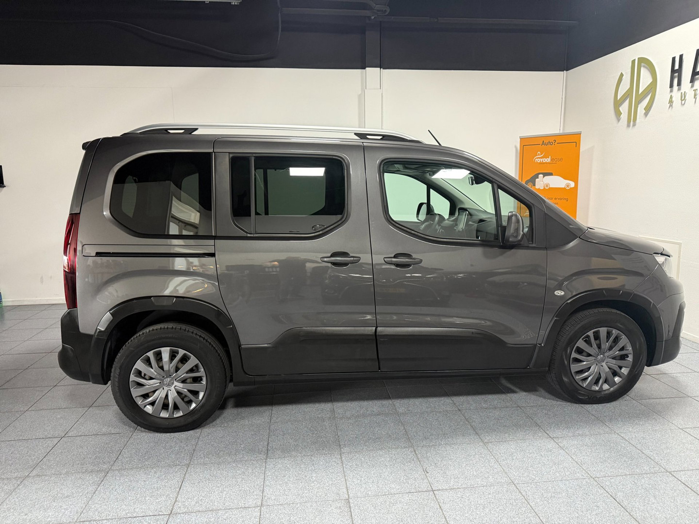 Peugeot Peugeot