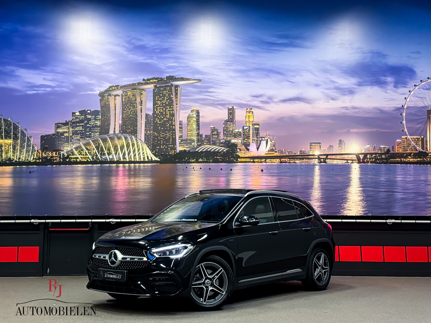 Mercedes-Benz Mercedes-Benz