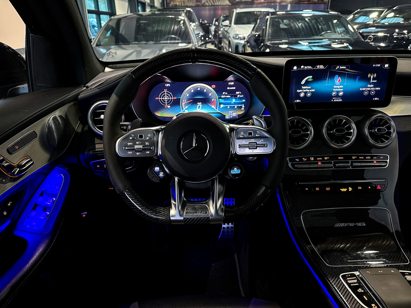 Mercedes-Benz Mercedes-Benz