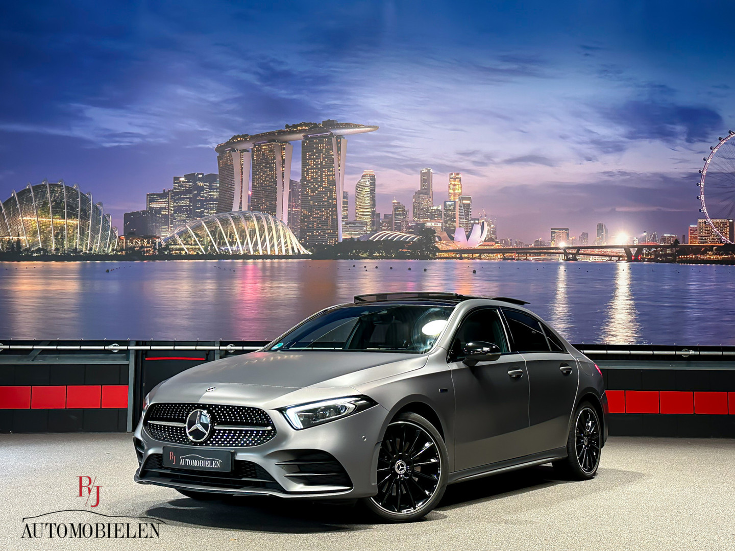 Mercedes-Benz Mercedes-Benz