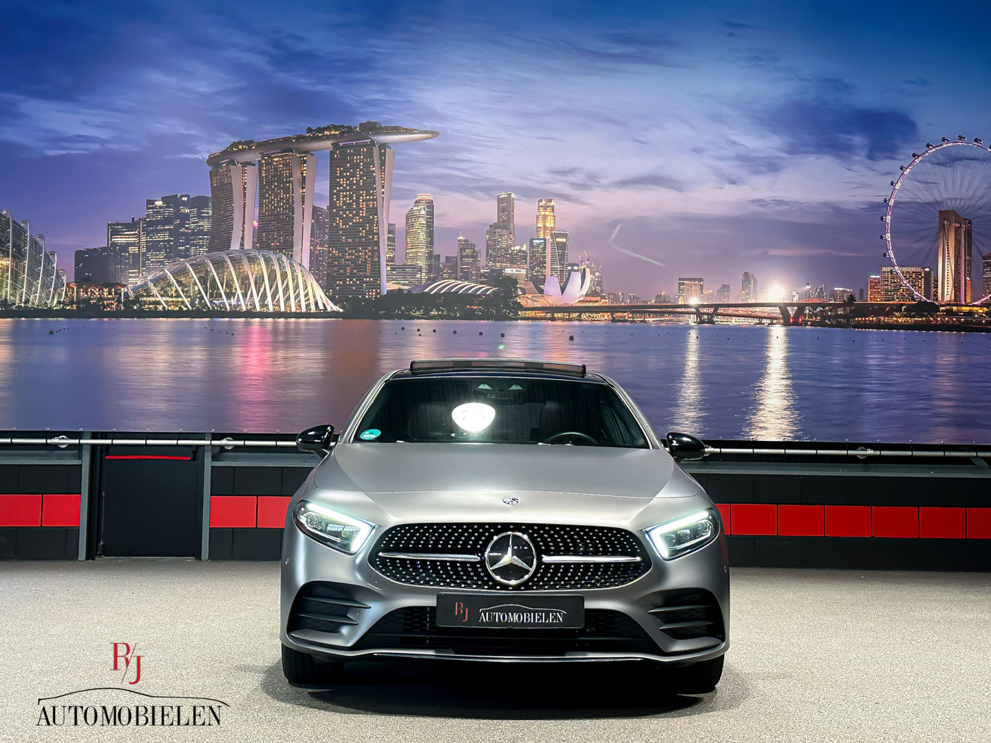Mercedes-Benz Mercedes-Benz