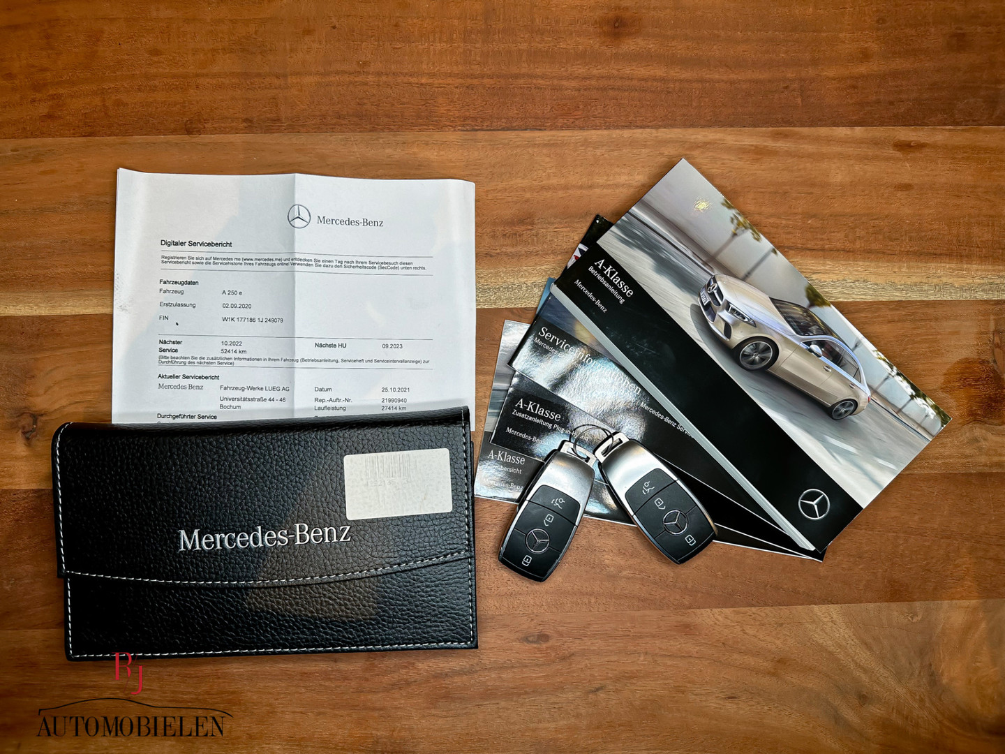 Mercedes-Benz Mercedes-Benz