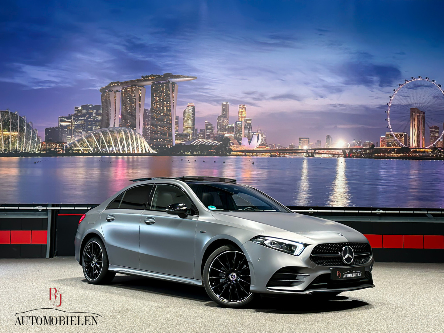 Mercedes-Benz Mercedes-Benz