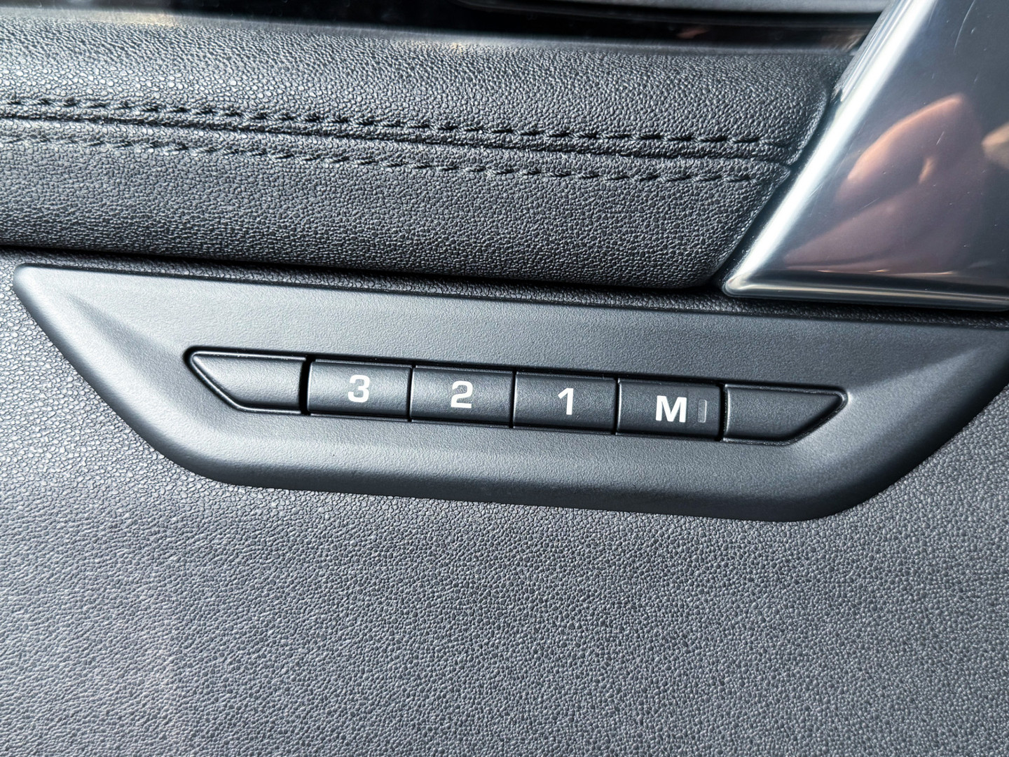Land Rover Land Rover