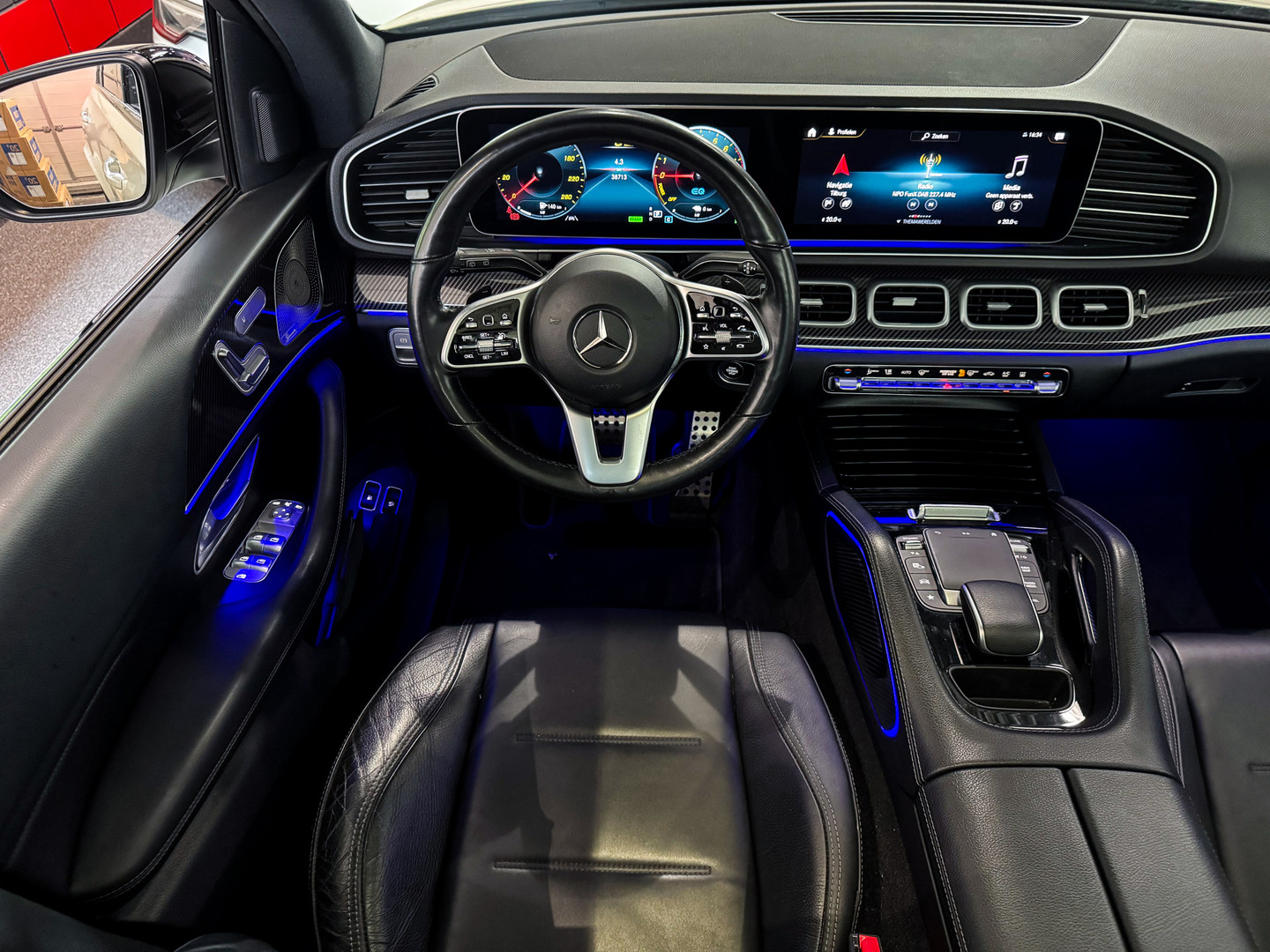 Mercedes-Benz Mercedes-Benz