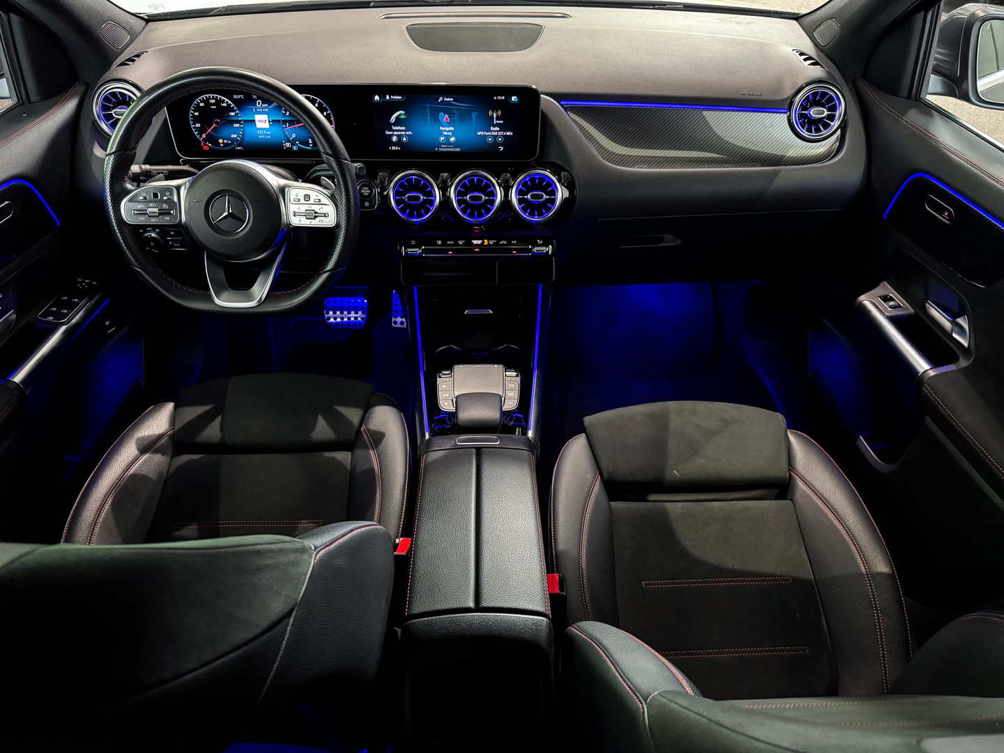 Mercedes-Benz Mercedes-Benz