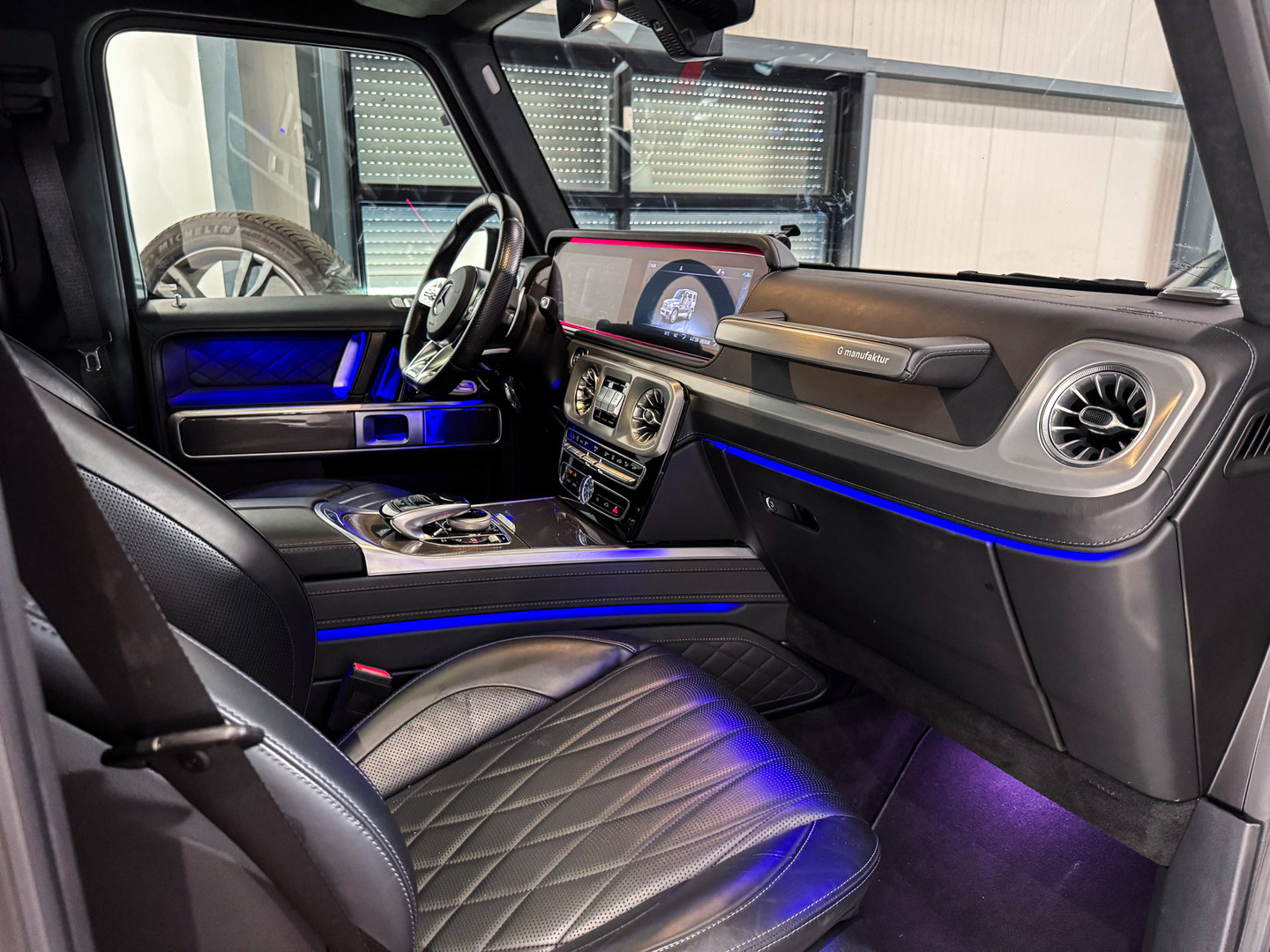 Mercedes-Benz Mercedes-Benz