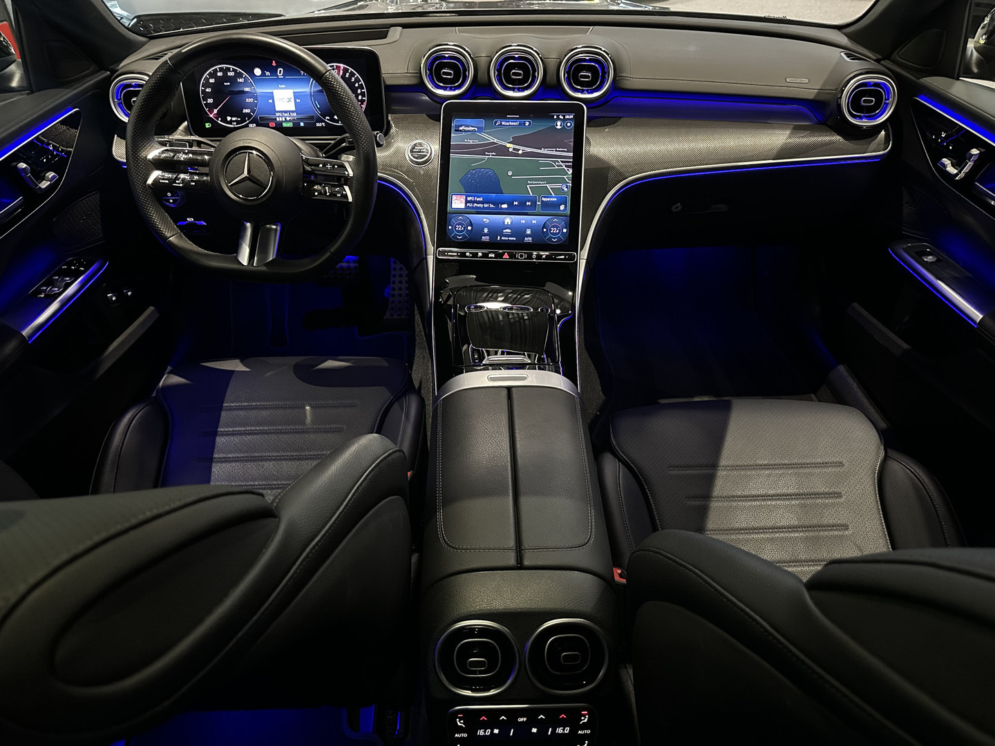 Mercedes-Benz Mercedes-Benz