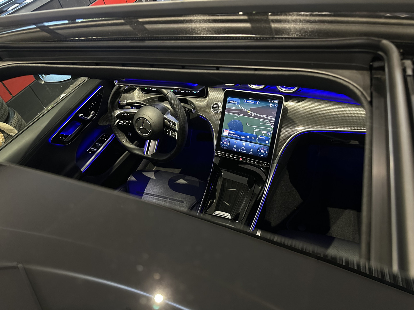 Mercedes-Benz Mercedes-Benz