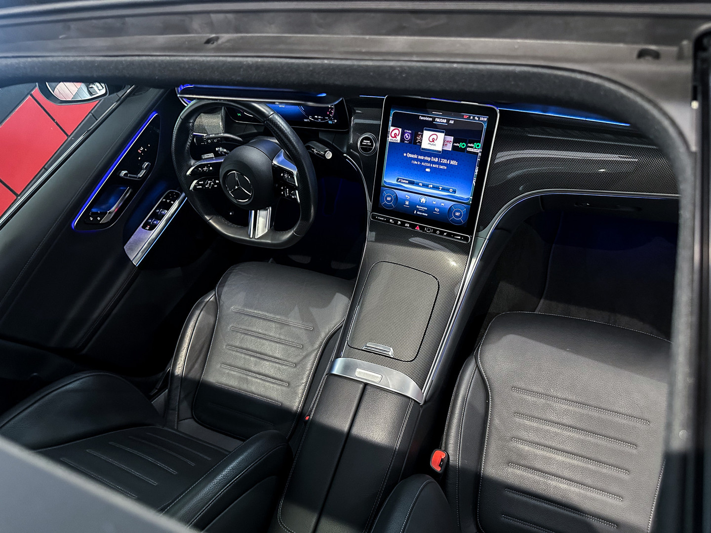 Mercedes-Benz Mercedes-Benz