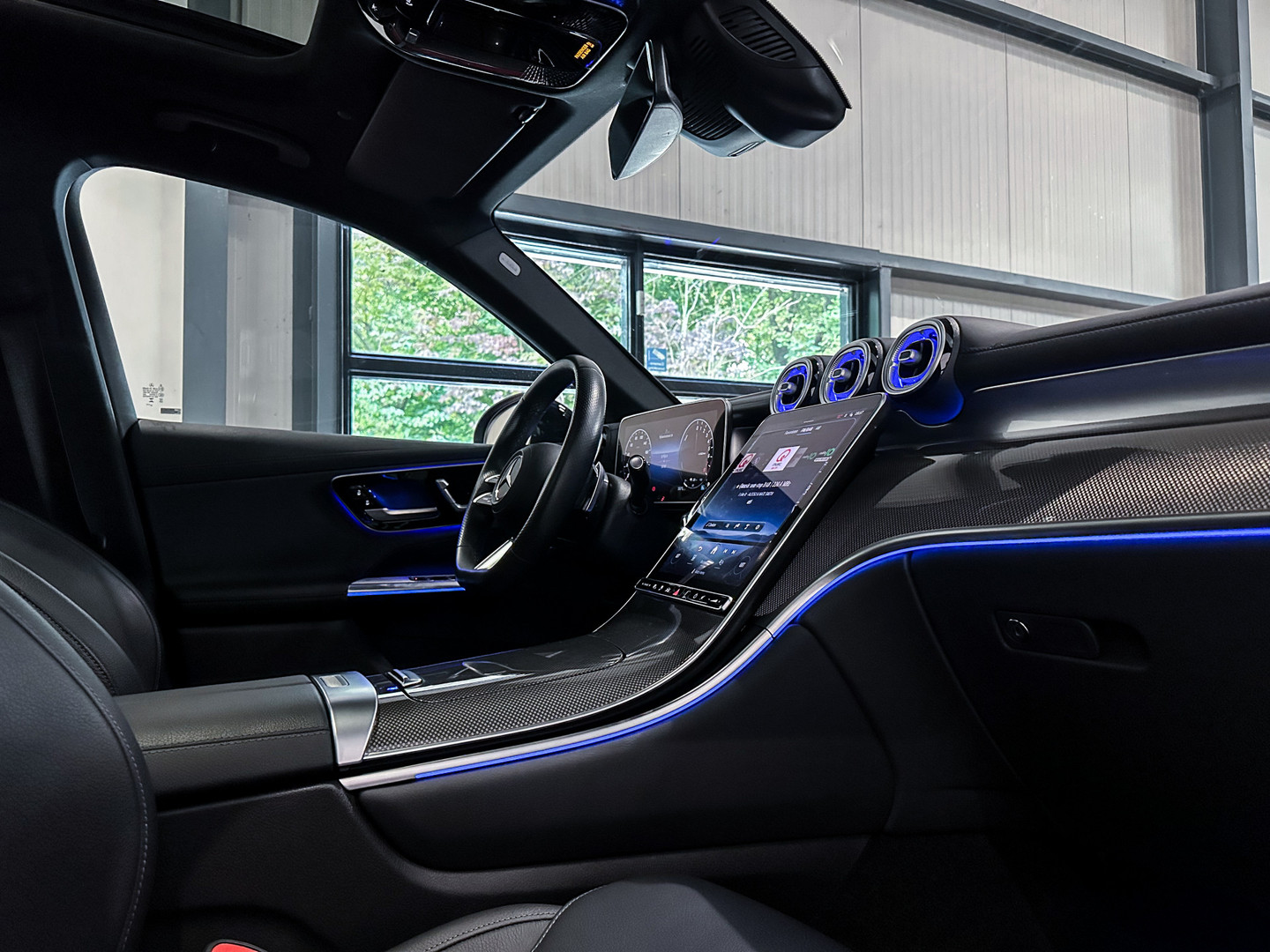 Mercedes-Benz Mercedes-Benz