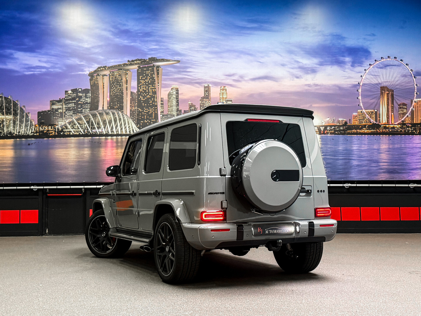 Mercedes-Benz Mercedes-Benz