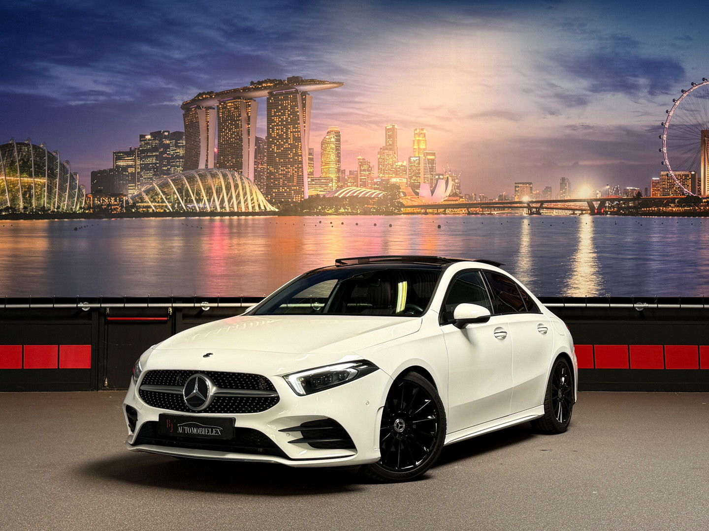 Mercedes-Benz Mercedes-Benz