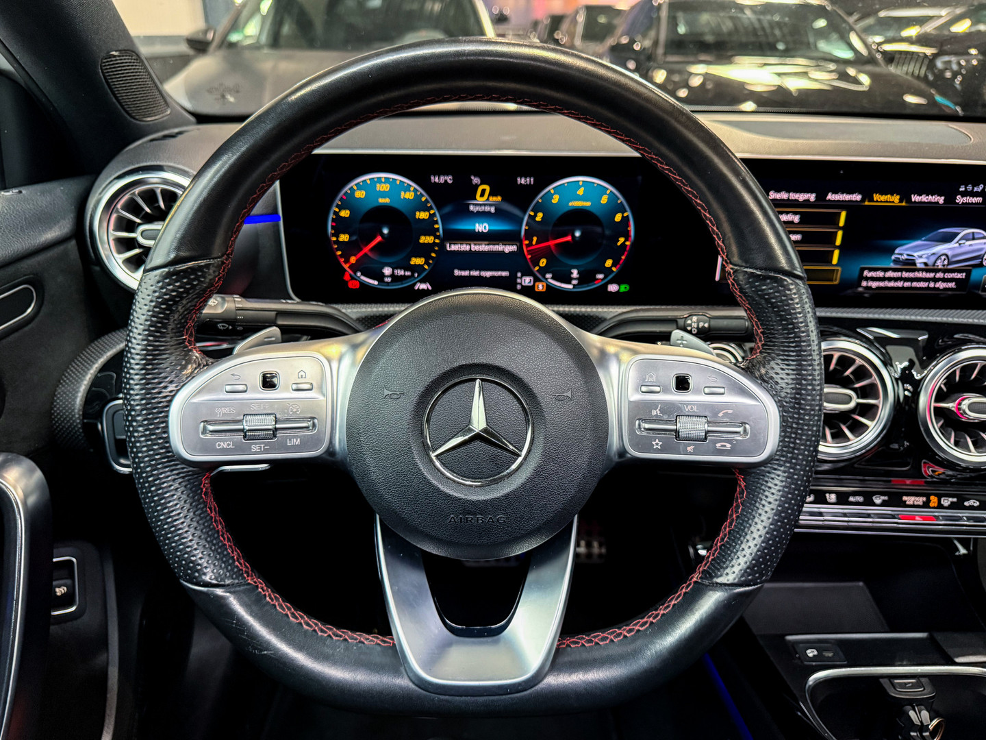 Mercedes-Benz Mercedes-Benz