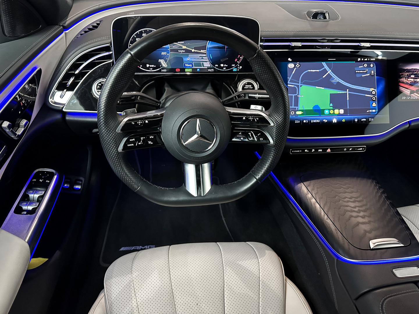 Mercedes-Benz Mercedes-Benz