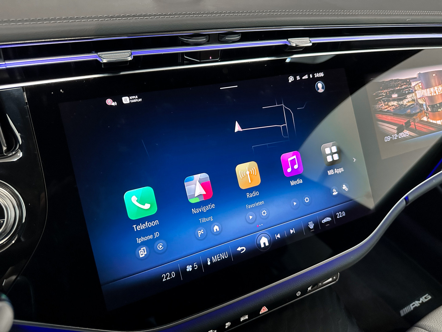 Mercedes-Benz Mercedes-Benz