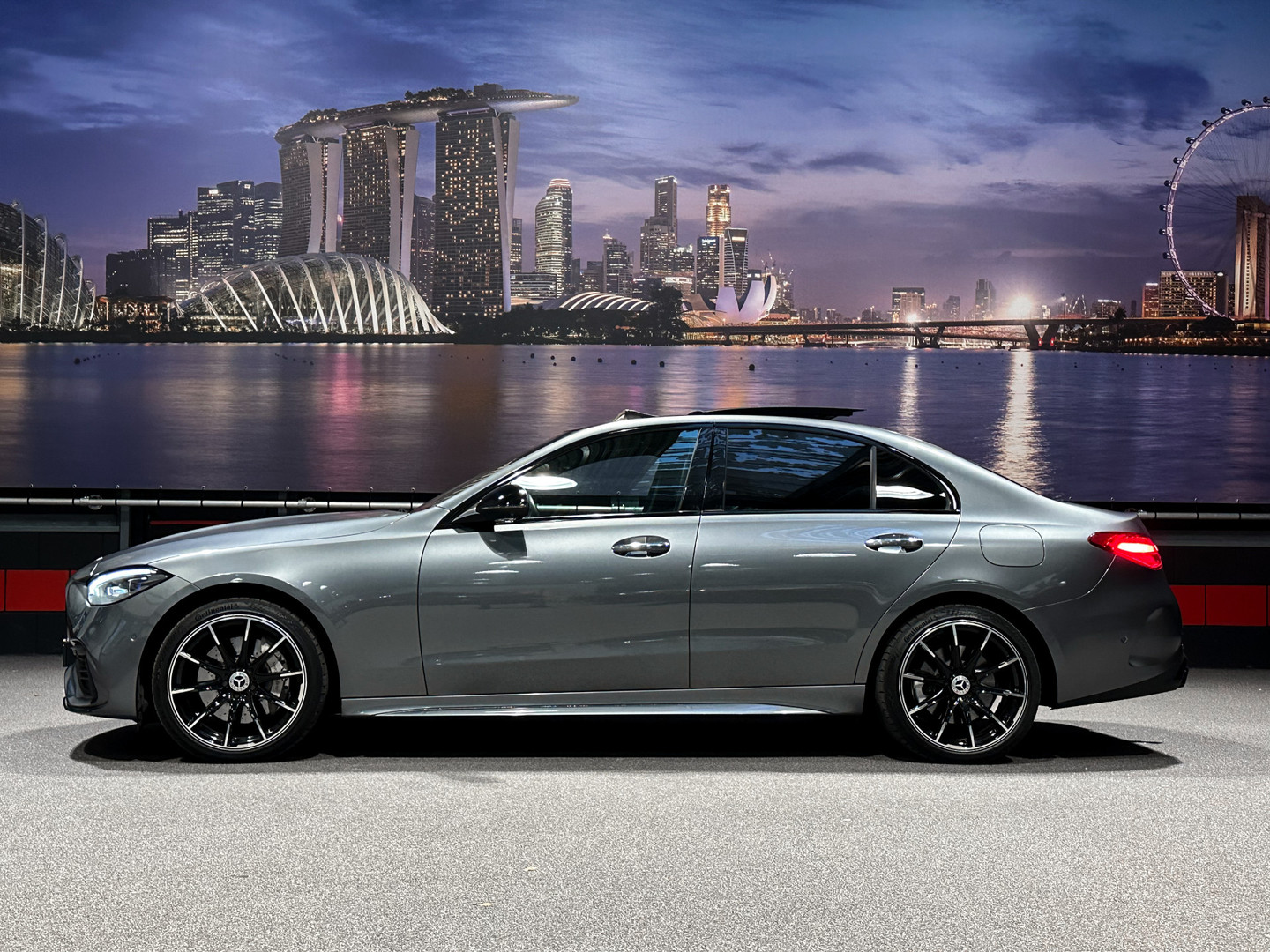 Mercedes-Benz Mercedes-Benz