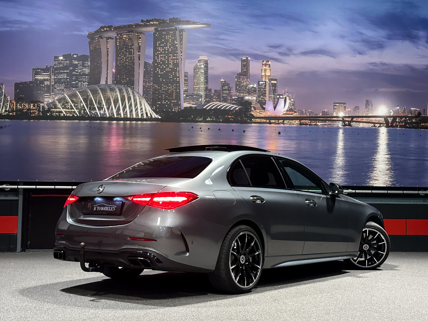 Mercedes-Benz Mercedes-Benz