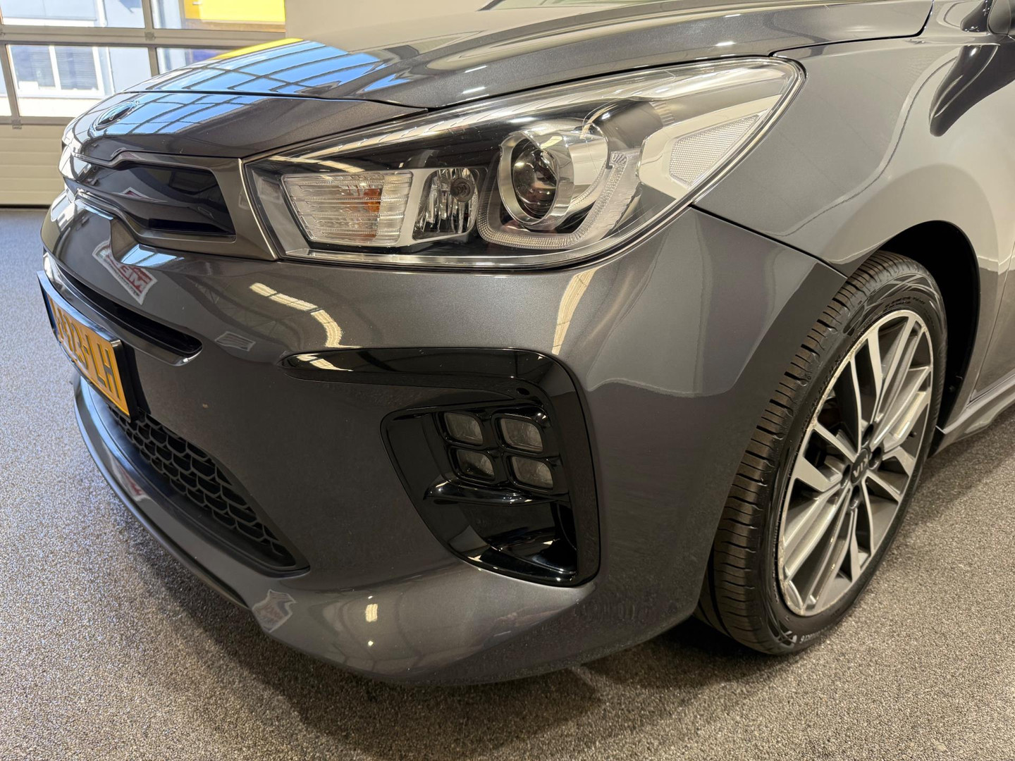 Kia