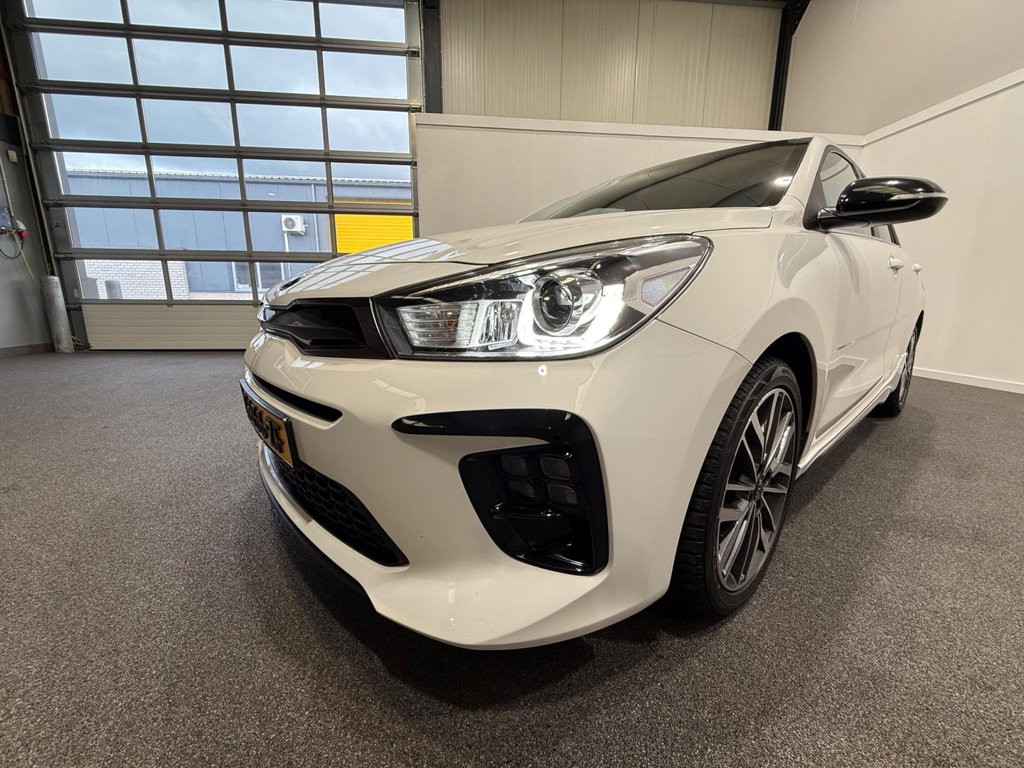 Kia