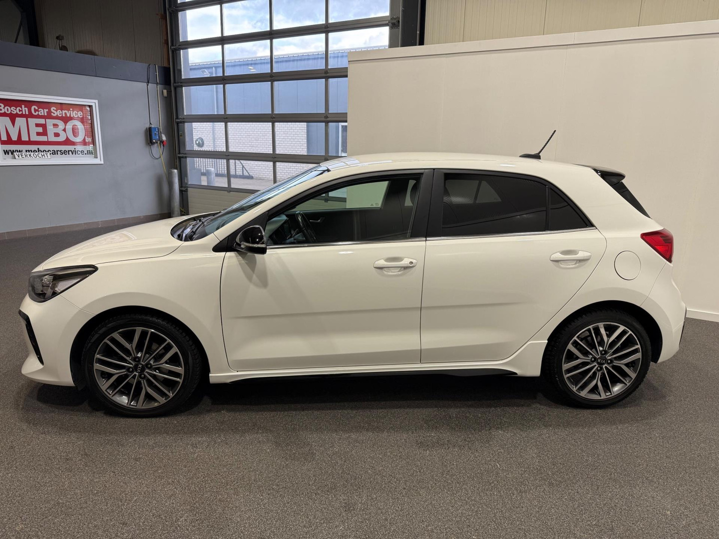 Kia