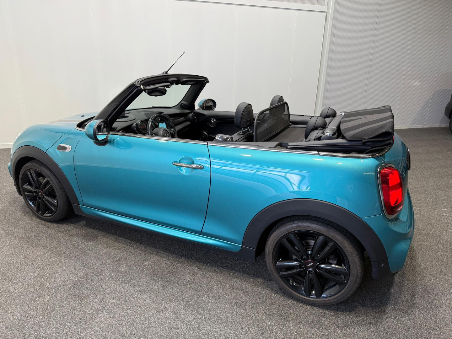 MINI