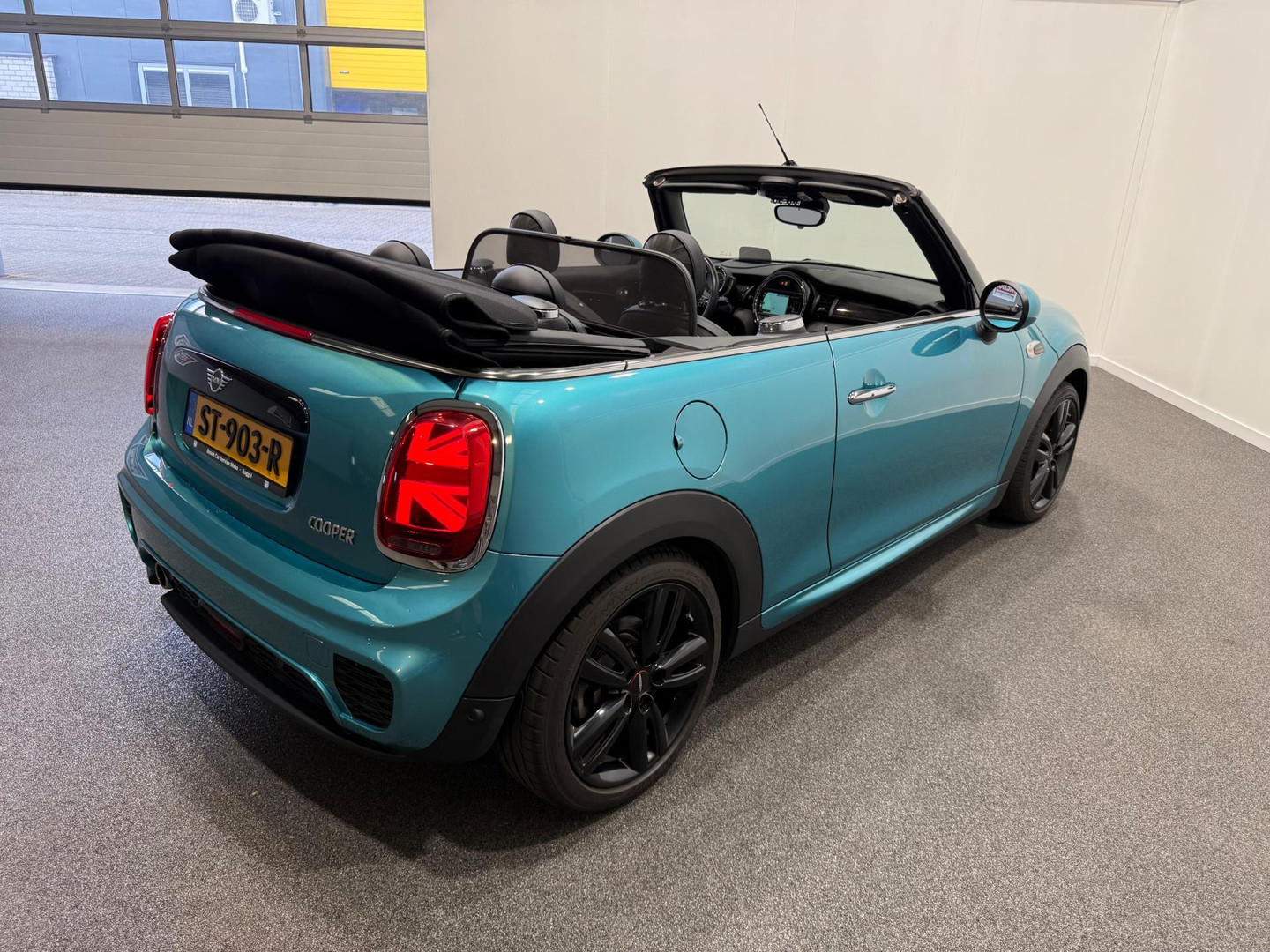 MINI
