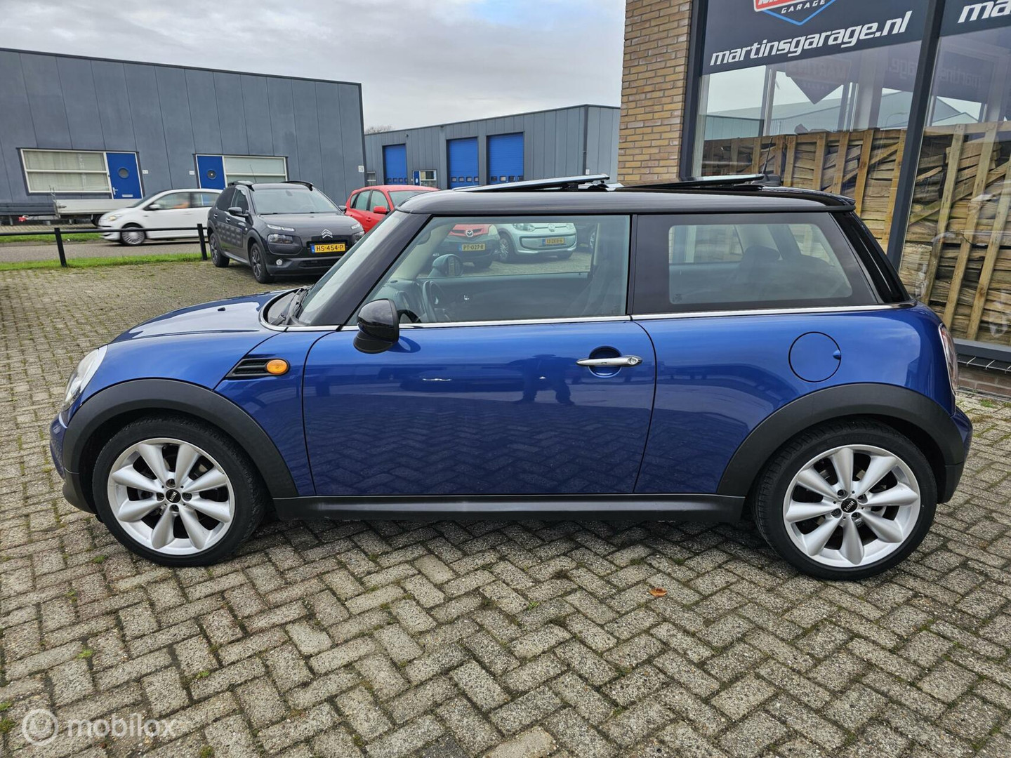 MINI