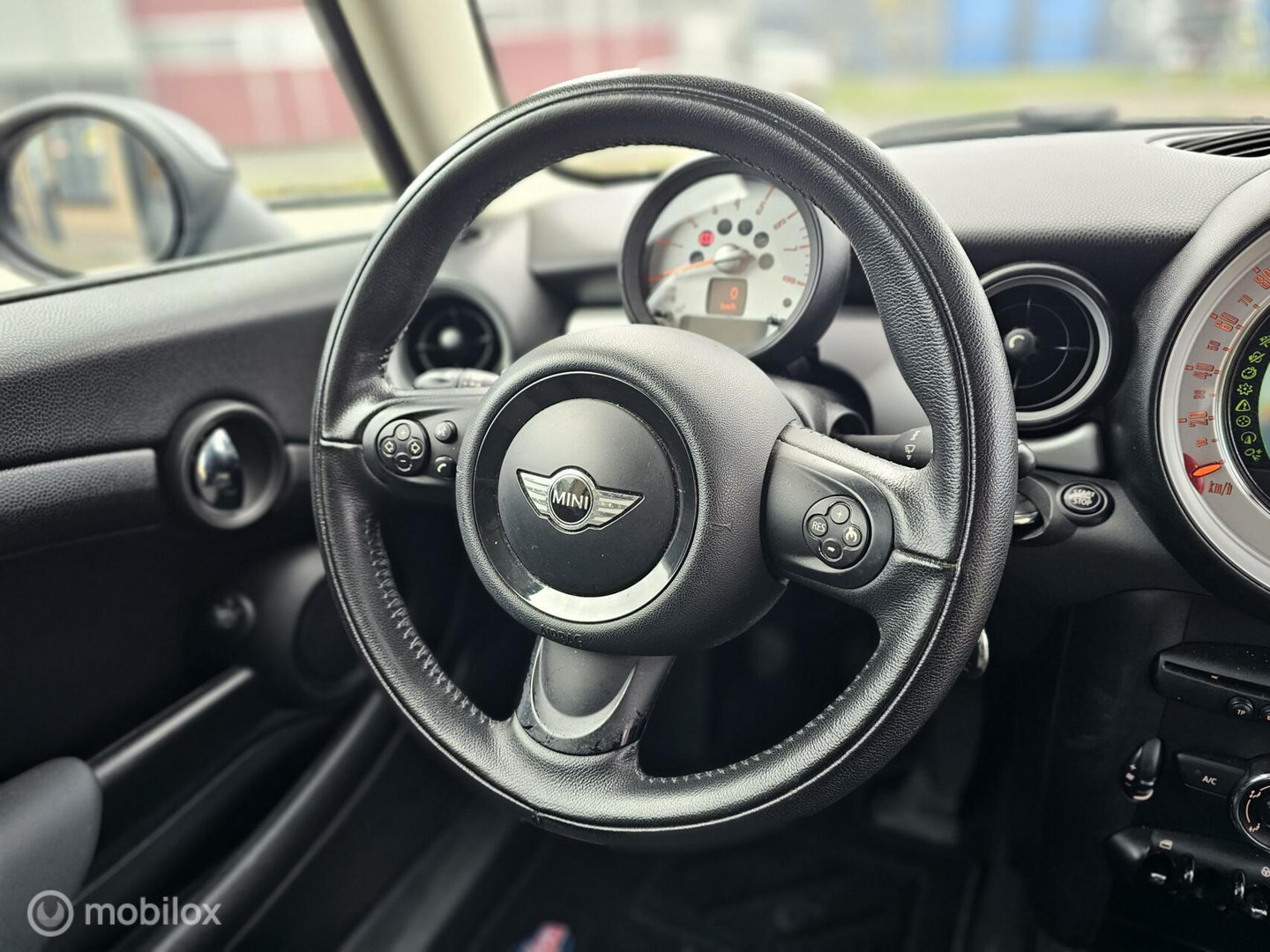 MINI