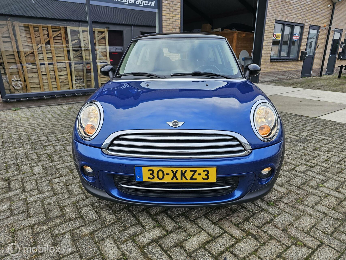 MINI