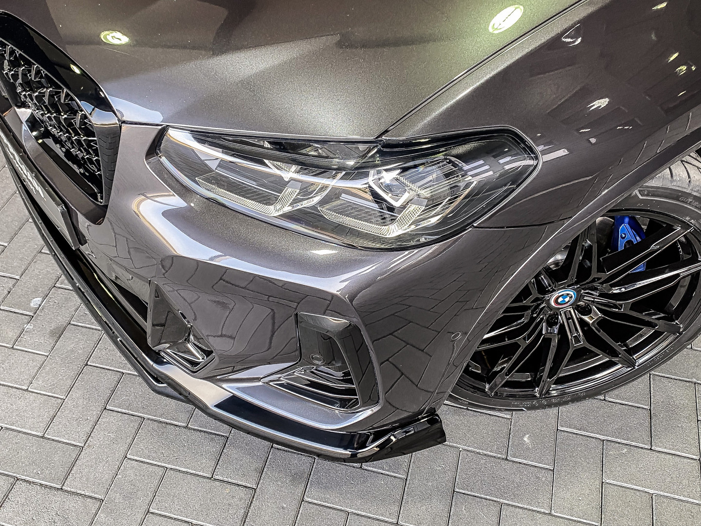 BMW