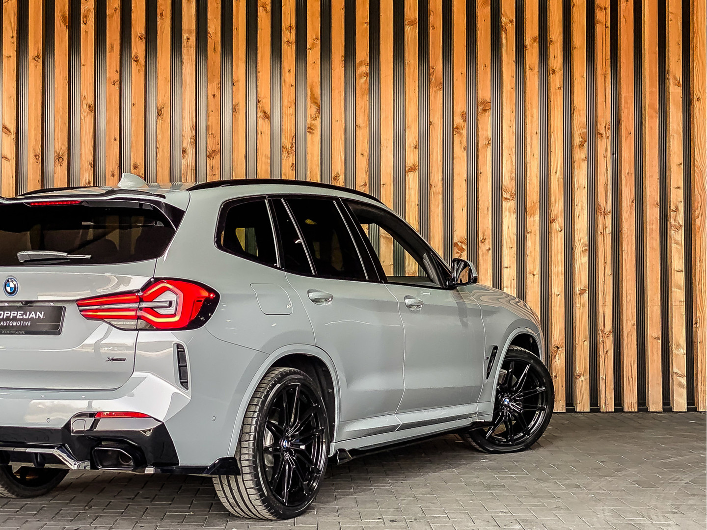 BMW BMW