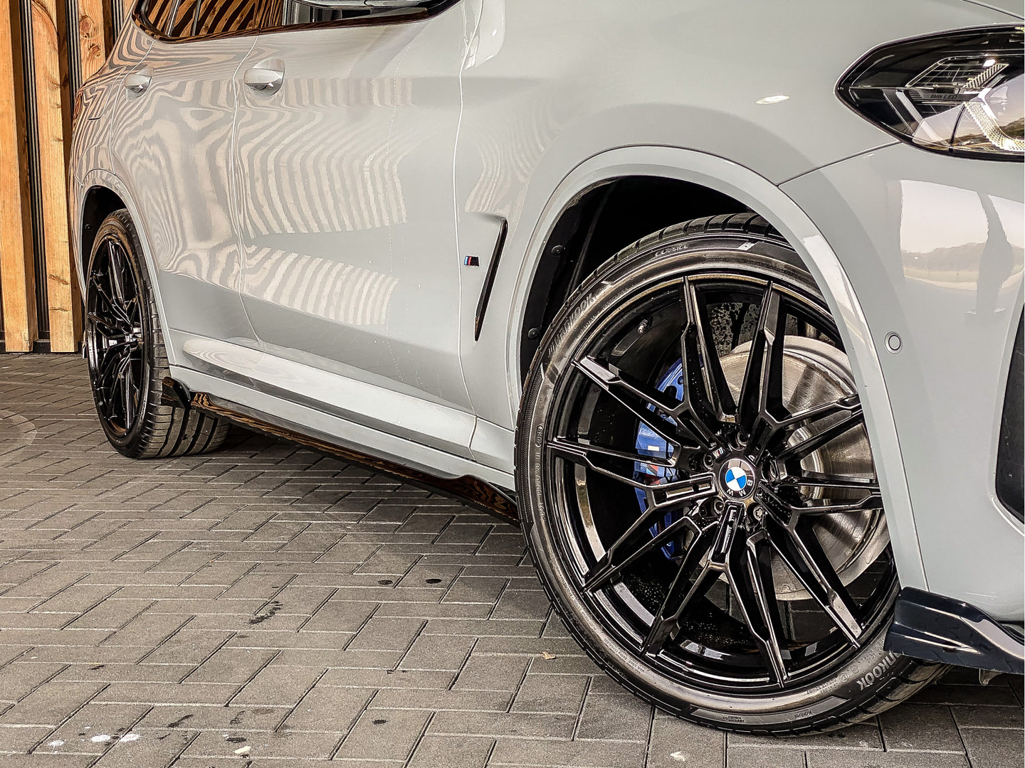 BMW BMW