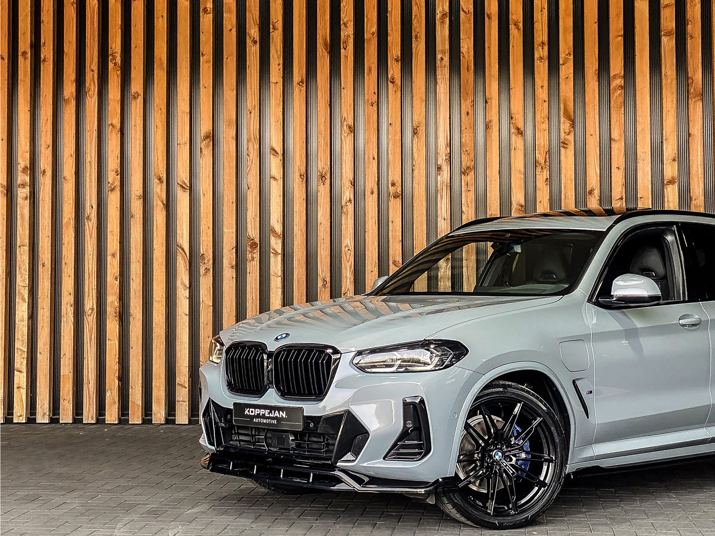 BMW BMW