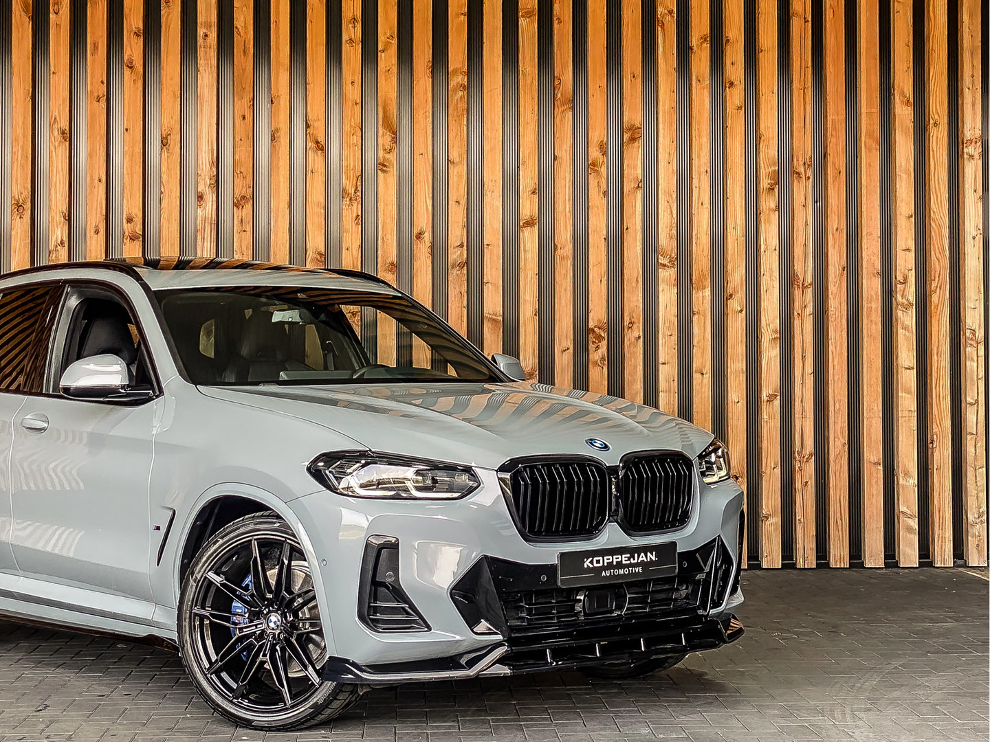 BMW BMW