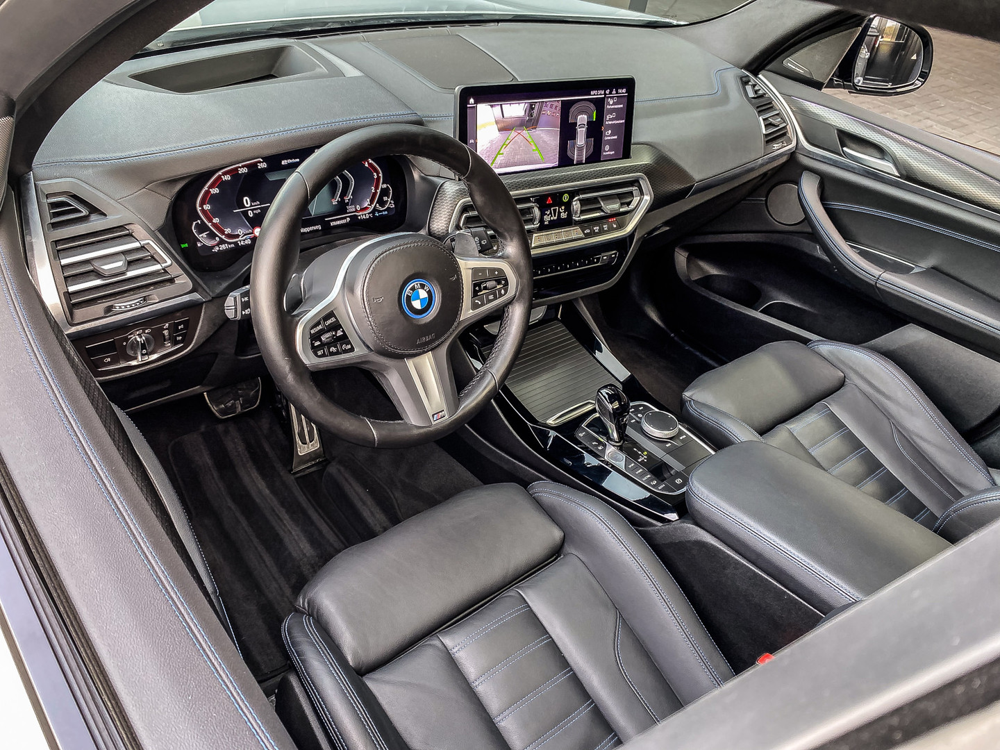 BMW BMW