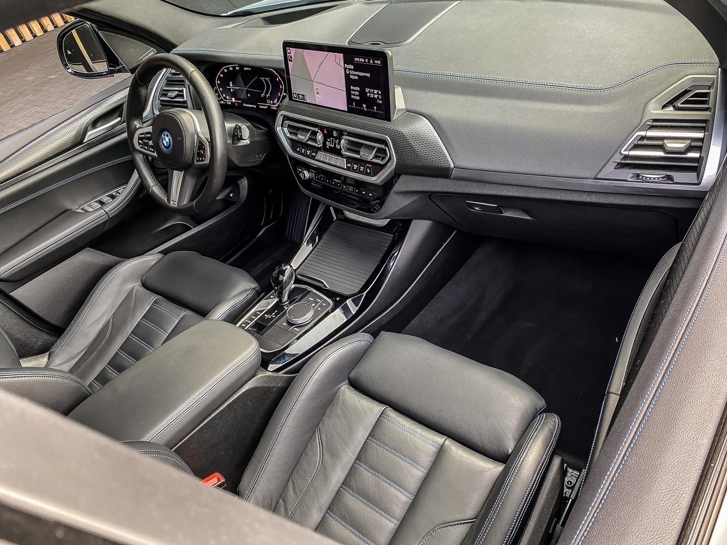BMW BMW