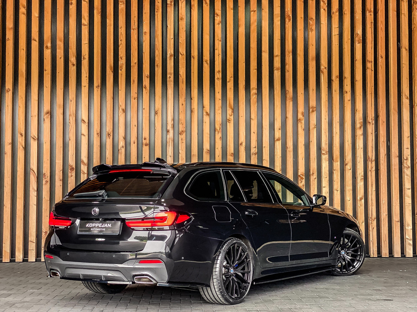 BMW BMW