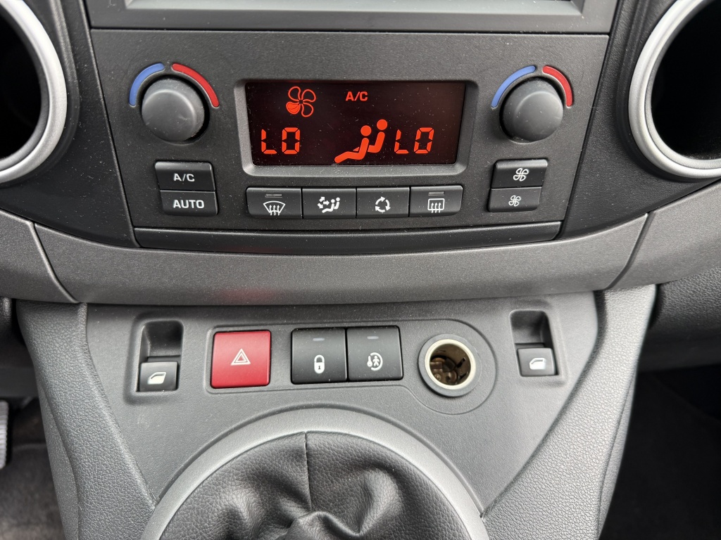 Peugeot Peugeot